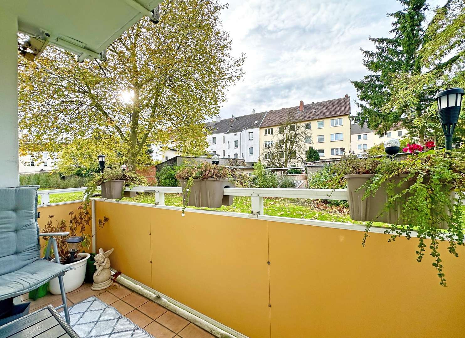Balkon - Erdgeschosswohnung in 44649 Herne mit 76m² kaufen