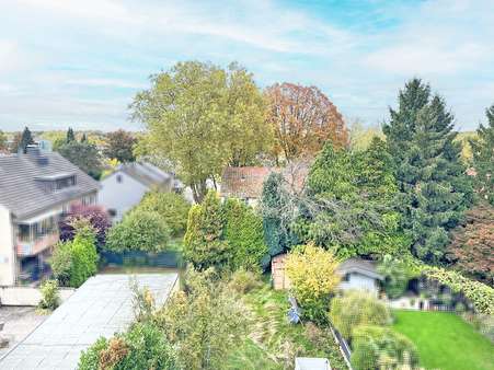 Blick in den Garten - Reihenmittelhaus in 44807 Bochum mit 130m² kaufen