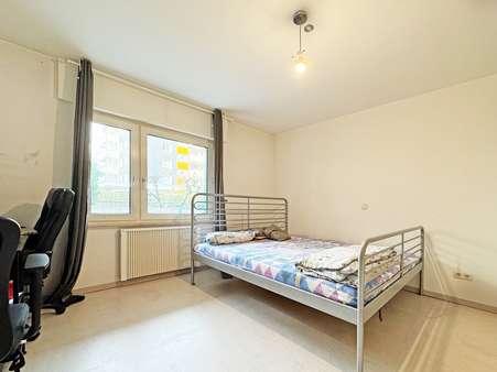 Schalfzimmer Schalfzimmer - Erdgeschosswohnung in 44867 Bochum mit 91m² kaufen