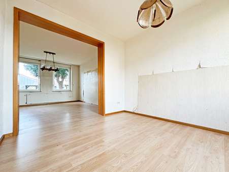 Wohn- und Essbereich Wohn- und Essbereich - Doppelhaushälfte in 44892 Bochum mit 136m² kaufen