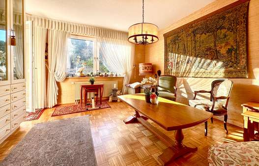 Wohnzimmer mit Zugang zur Terrasse - Erdgeschosswohnung in 44879 Bochum mit 62m² kaufen