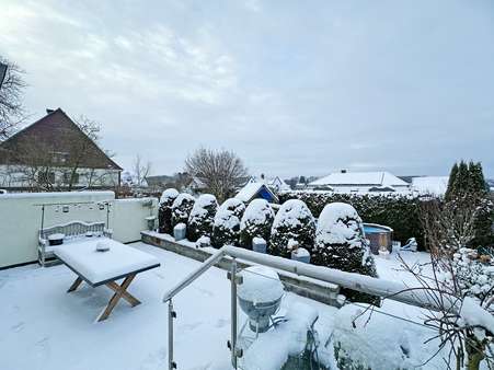 Terrasse und Garten - Doppelhaushälfte in 45549 Sprockhövel mit 113m² kaufen