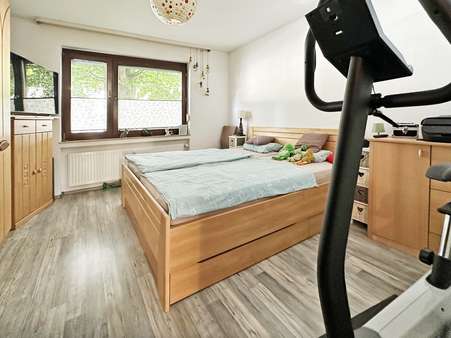 Schlafzimmer Schlafzimmer - Erdgeschosswohnung in 44789 Bochum mit 71m² als Kapitalanlage kaufen