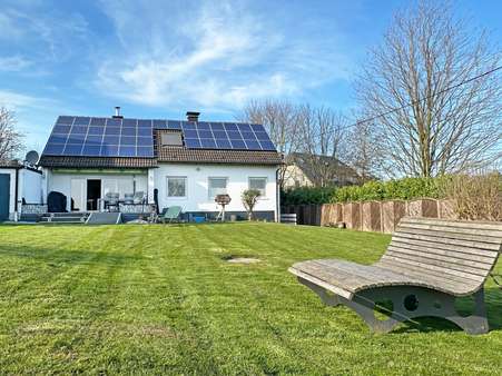 Gartenansicht  - Einfamilienhaus in 58456 Witten mit 201m² kaufen