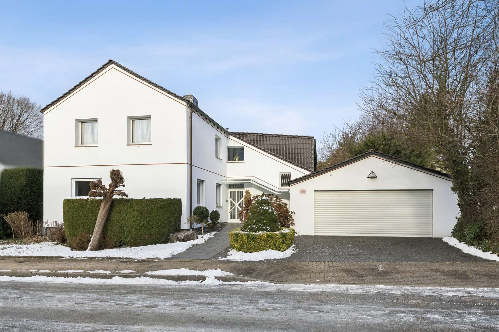 Frontansicht Frontansicht - Einfamilienhaus in 44866 Bochum mit 280m² kaufen