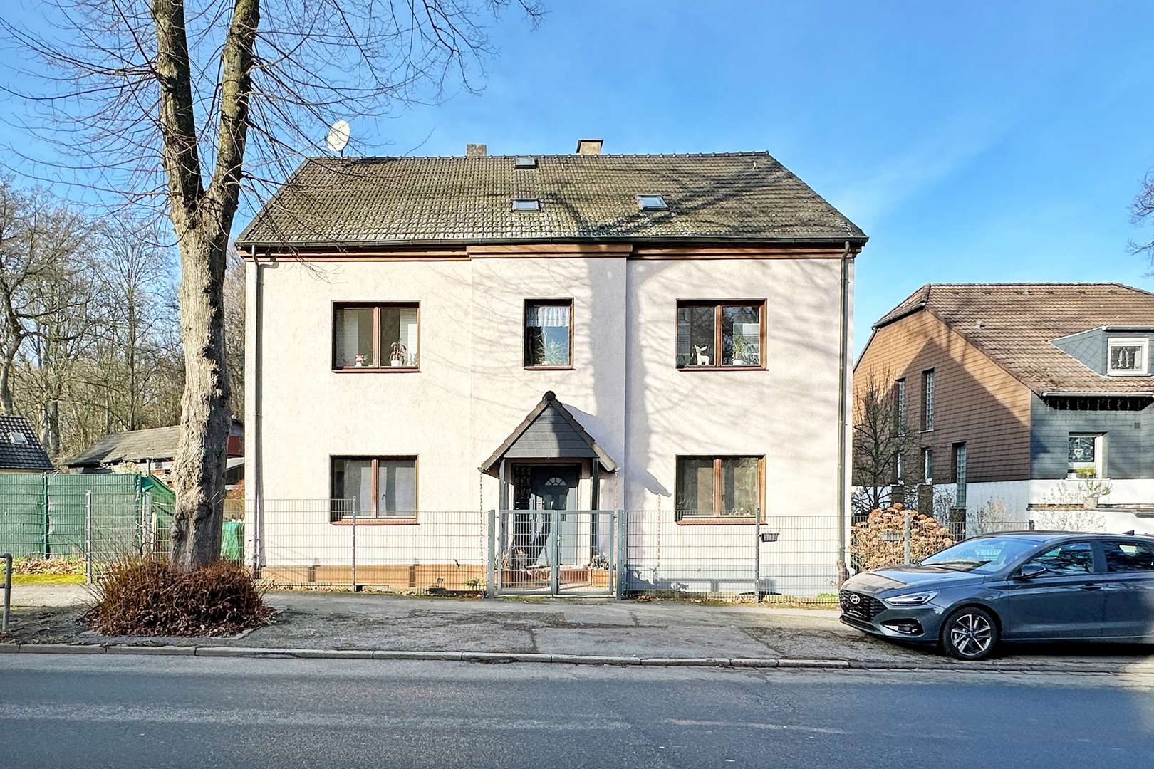 Vorderansicht  - Mehrfamilienhaus in 44892 Bochum mit 258m² kaufen