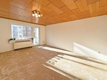 Wohnzimmer - Etagenwohnung in 44867 Bochum mit 71m² kaufen