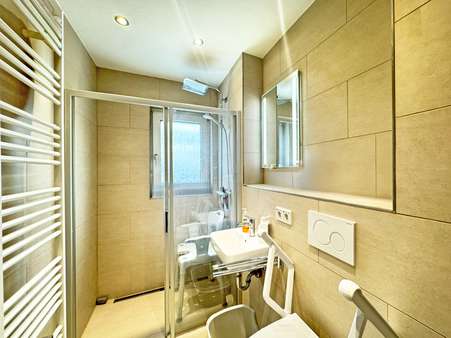 Badezimmer - Erdgeschosswohnung in 44791 Bochum mit 54m² kaufen