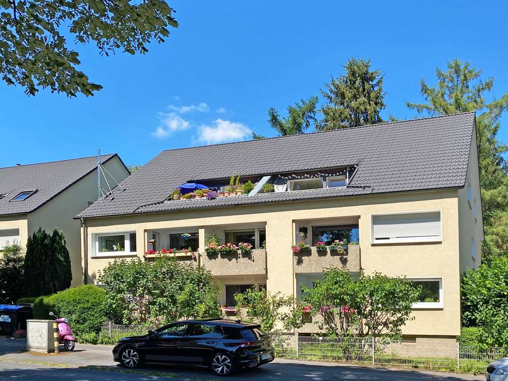 Straßenansicht - Dachgeschosswohnung in 44892 Bochum / Langendreer mit 74m² als Kapitalanlage günstig kaufen