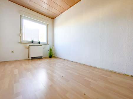 Kinder-/Arbeitszimmer - Etagenwohnung in 44869 Bochum mit 85m² günstig kaufen