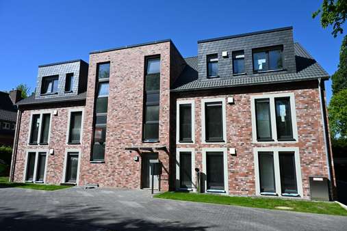 Hauseingang - Erdgeschosswohnung in 44789 Bochum mit 84m² kaufen