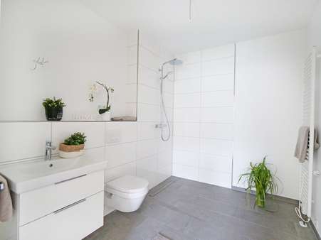Badezimmer - Erdgeschosswohnung in 44795 Bochum / Weitmar mit 82m² günstig mieten