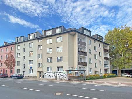 Außenansicht - Etagenwohnung in 44789 Bochum / Ehrenfeld mit 67m² als Kapitalanlage kaufen