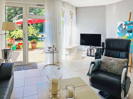 Wohnzimmer - Reiheneckhaus in 44805 Bochum mit 95m² günstig kaufen