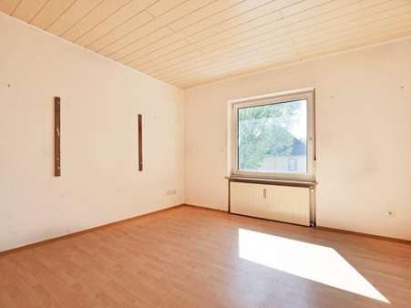 Schlafzimmer 1. OG - Mehrfamilienhaus in 44894 Bochum mit 280m² kaufen