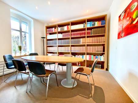 Besprechungsraum des "stillen Gewerbes" - Einfamilienhaus in 44879 Bochum mit 563m² kaufen