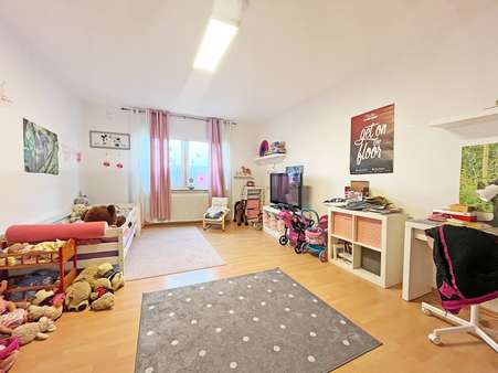 Kinderzimmer 2.OG - Mehrfamilienhaus in 44795 Bochum / Weitmar mit 371m² als Kapitalanlage kaufen