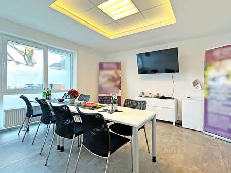 Pflegedienstbüro EG - Mehrfamilienhaus in 44797 Bochum mit 482m² als Kapitalanlage kaufen