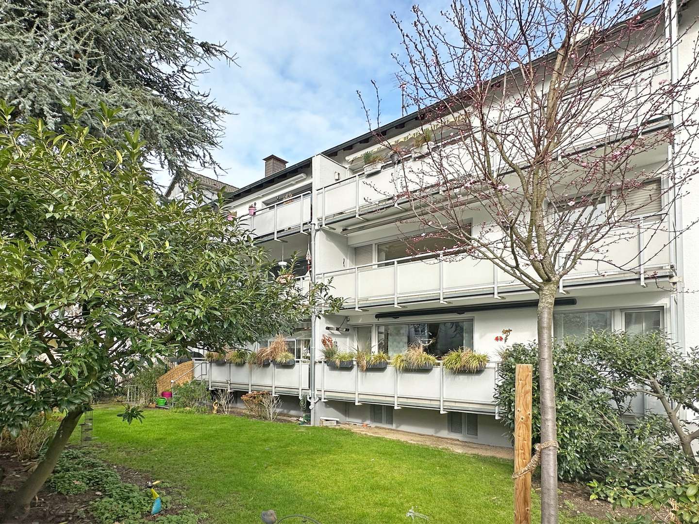 Gartenansicht  - Etagenwohnung in 44803 Bochum / Altenbochum mit 86m² kaufen